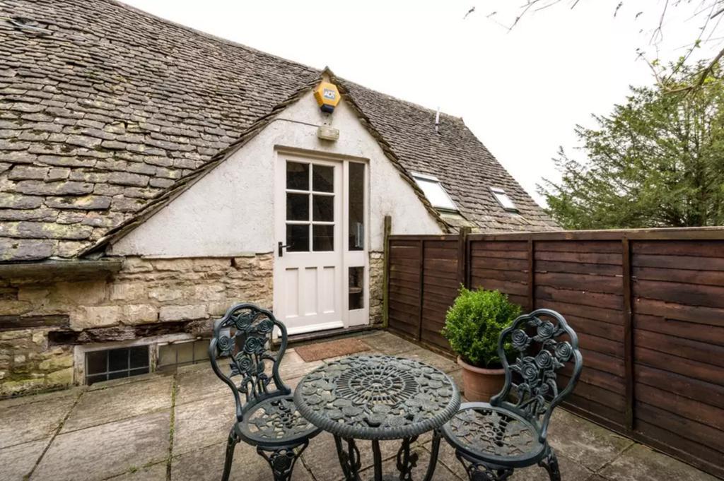 Owlpen Manor Cottages Uley Exterior photo